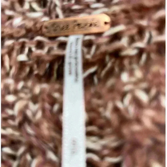 Free People Open knot Scoop neck sweater with flared sleeves, pink and white - Picture 5 of 10